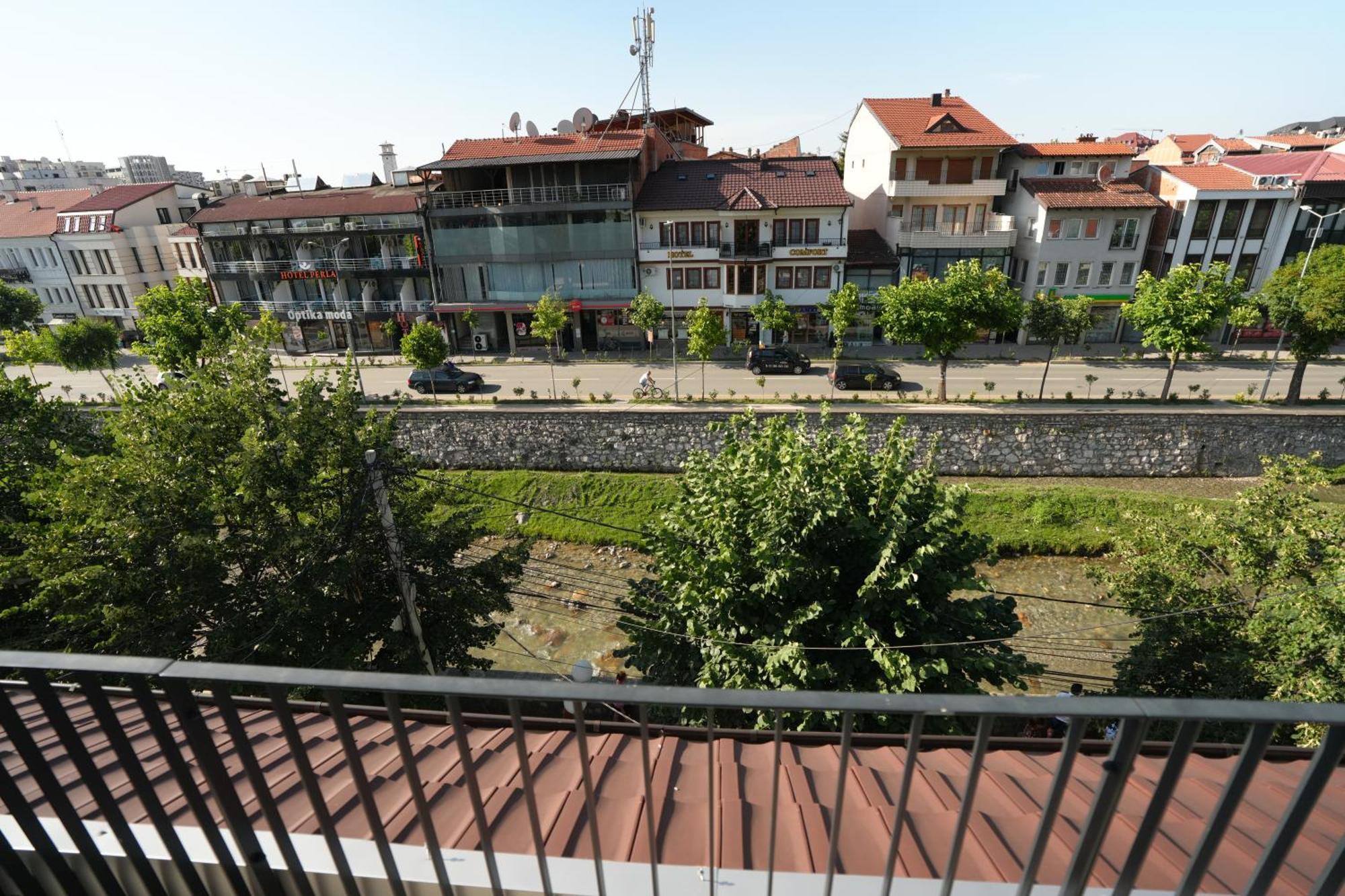 Biond Hotel Prizren Exterior photo