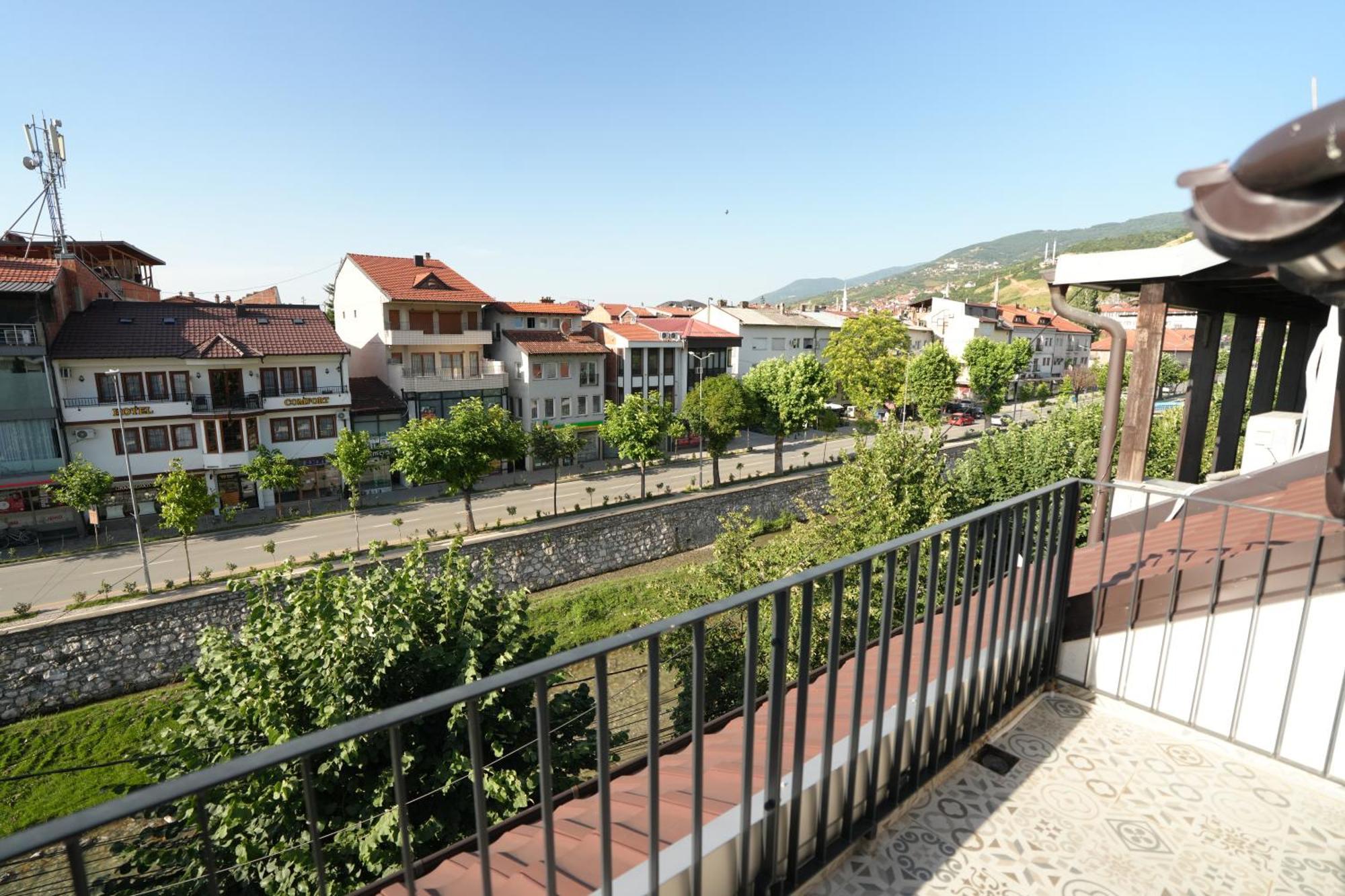 Biond Hotel Prizren Exterior photo
