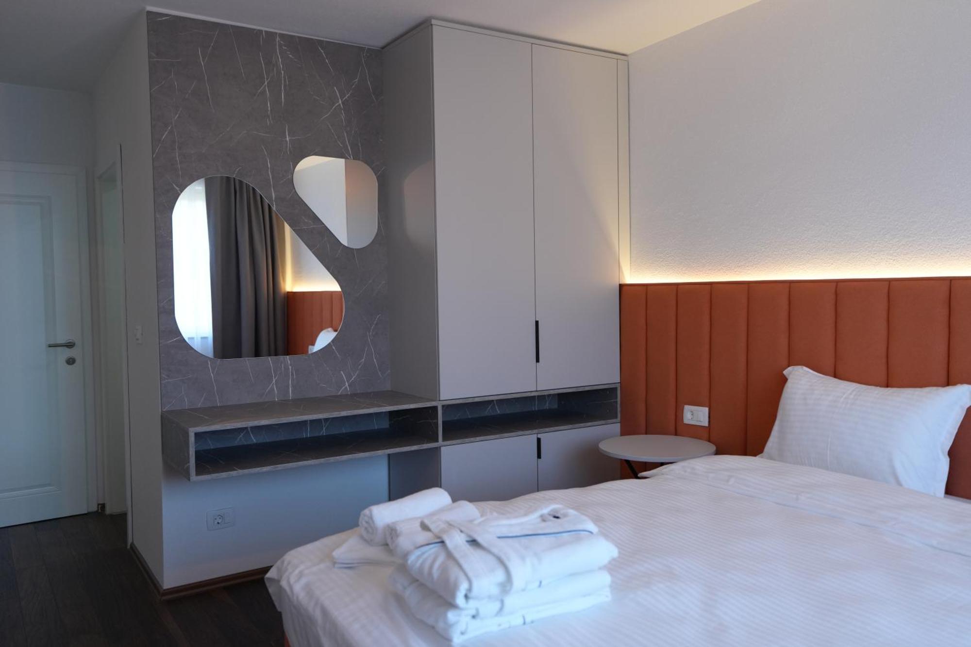 Biond Hotel Prizren Exterior photo
